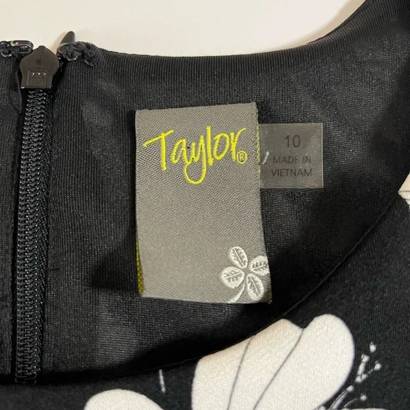 Taylor Neiman Marcus Black and Red Floral Print Fit and Flare Dress Size 10 - Picture 12 of 14